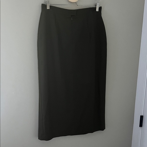 Mister Leonard Dresses & Skirts - Mister Leonard Pure Virgin Wool Skirt